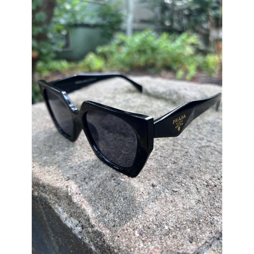 PRADA Symbole Geometric Black Sunglasses PR 15WS LNWOT